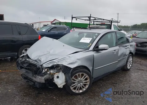 2007 Volvo S40 2.4I from USA, damaged, VIN YV1MS382972275359